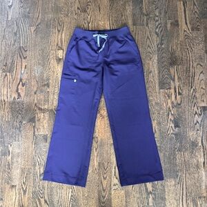 FIGS Isabel High Waisted Scrub pants